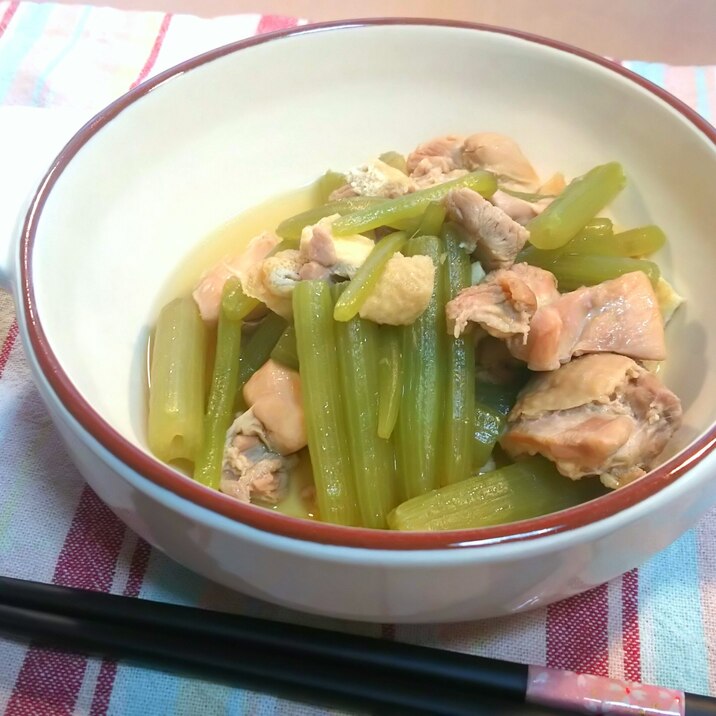 フキと鶏もも肉の煮物